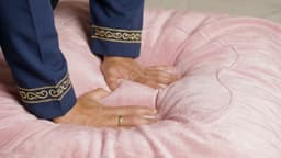 Tapis de Prière Épais et Confortable Rose – Édition Sakura – Protection des Genoux thumbnail 2