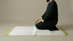 Tapis de Prière Épais et Confortable Blanc – Al-Abyad – Protection des Genoux thumbnail 5