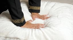 Tapis de Prière Épais et Confortable Blanc – Al-Abyad – Protection des Genoux thumbnail 2